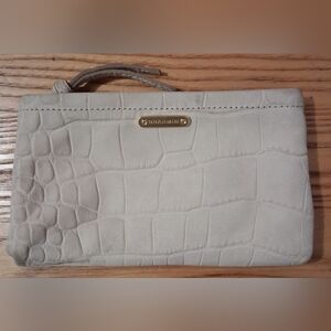 EUC Vintage Brahmin Cream Croc Casual Everyday Neutral Clutch Pouch Purse Bag
